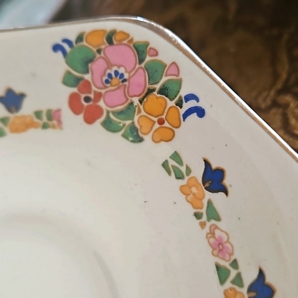 Rare Royal Ivory John Maddock and Sons Antique trinket dish or saucer - Picture 3 of 8